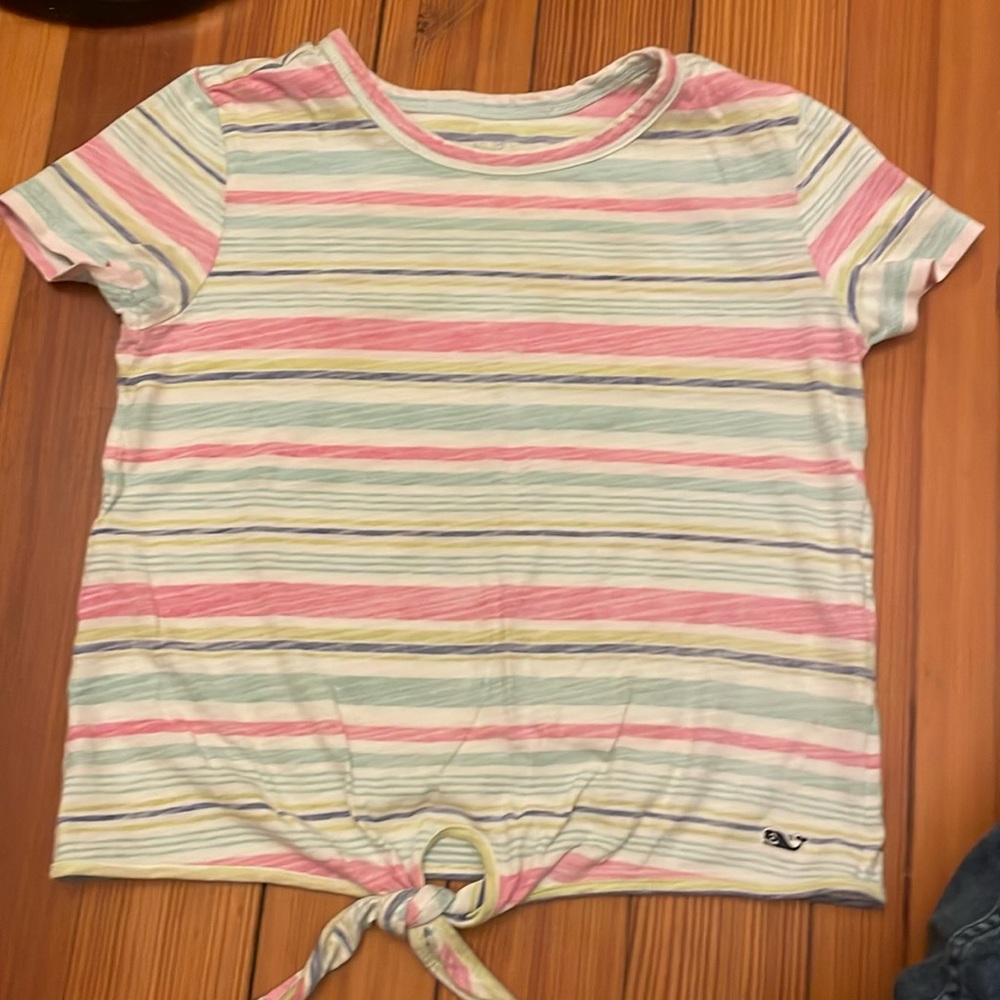 Adorable cotton tee GUC Vineyard Vines tee size 7-8